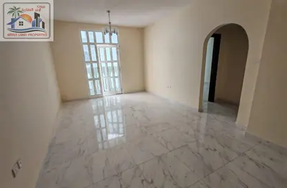 Apartment - 1 Bedroom - 2 Bathrooms for rent in Muwailih Building - Muwaileh - Sharjah