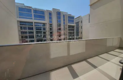 Apartment - 2 Bedrooms - 3 Bathrooms for sale in Building C - Al Zeina - Al Raha Beach - Abu Dhabi