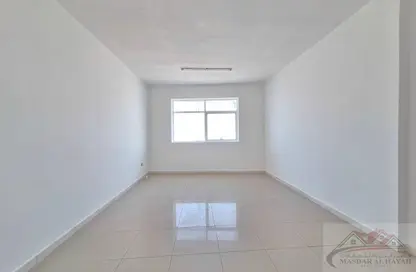 شقة - غرفة نوم - 1 حمام للايجار في شارع 64 ​ - النهدة - الشارقة