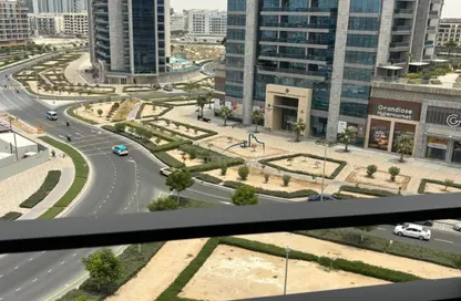 Apartment - 1 Bedroom - 2 Bathrooms for rent in Beverly Boulevard - Arjan - Dubai