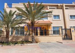 Villa - 4 bedrooms - 7 bathrooms for rent in Al Nasr Street - Al Najda Street - Abu Dhabi