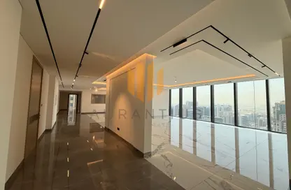 Apartment - 4 Bedrooms - 5 Bathrooms for rent in The S Tower - Dubai Internet City - Dubai