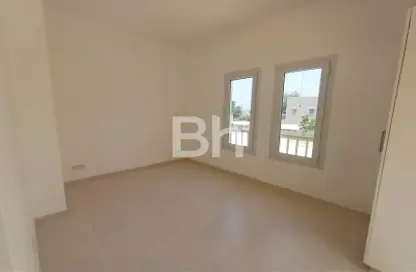 Villa - 2 Bedrooms - 3 Bathrooms for rent in Springs 4 - The Springs - Dubai