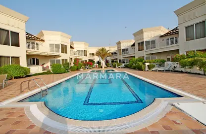 Villa - 5 Bedrooms - 5 Bathrooms for rent in Jumeirah 2 Villas - Jumeirah 2 - Jumeirah - Dubai