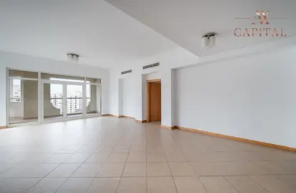Empty Room image for: Apartment - 3 Bedrooms - 4 Bathrooms for rent in Al Dabas - Shoreline Apartments - Palm Jumeirah - Dubai, Image 1