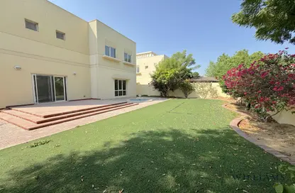 Villa - 3 Bedrooms - 4 Bathrooms for rent in Meadows 9 - Meadows - Dubai