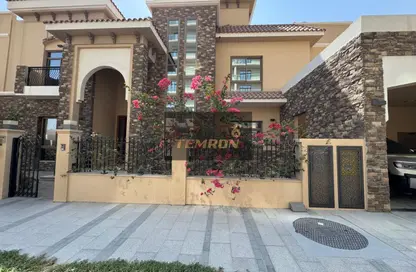 Villa - 5 Bedrooms - 7+ Bathrooms for rent in Luluat Al Raha - Al Raha Beach - Abu Dhabi