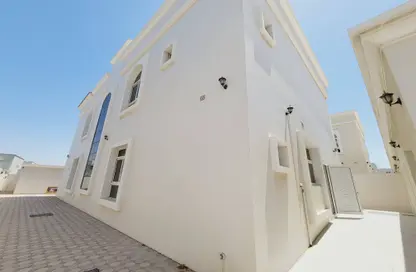 فيلا - 5 غرف نوم - 8 حمامات للايجار في براشي - البادي - الشارقة