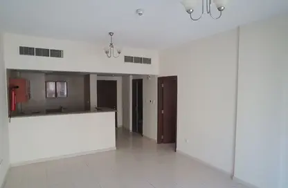 Apartment - 1 Bedroom - 2 Bathrooms for sale in IC1-EMR-12 - Emirates Cluster - International City - Dubai