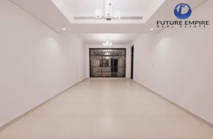 Apartment - 1 Bedroom - 2 Bathrooms for rent in Airport Road Area - Al Garhoud - Dubai