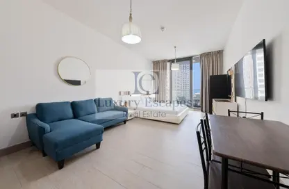 Apartment - Studio - 1 Bathroom for rent in LIV Residence - Dubai Marina - Dubai