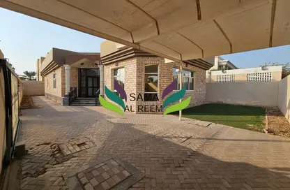 فيلا - 3 غرف نوم - 4 حمامات للايجار في فلل الجميرا 2 - جميرا 2 - الجميرا - دبي