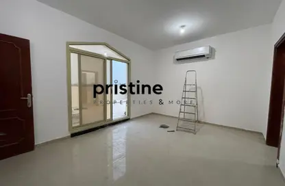 Apartment - Studio - 1 Bathroom for rent in Al Mushrif - Abu Dhabi