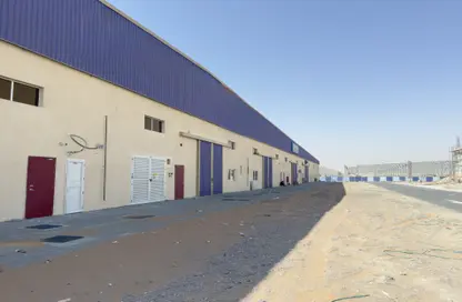 Warehouse - Studio - 1 Bathroom for rent in Umm Al Thuoob - Umm Al Quwain