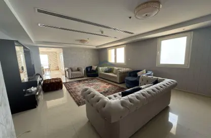 نصف طابق - 4 غرف نوم - 5 حمامات للايجار في 4 رويال بريز - رويال بريز - قرية الحمرا - رأس الخيمة