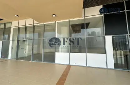 Retail - Studio for sale in Business Tower - Business Bay - Dubai