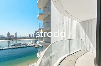 Apartment - 2 Bedrooms - 2 Bathrooms for rent in Palace Beach Residence - EMAAR Beachfront - Dubai Harbour - Dubai