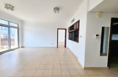 Apartment - 2 Bedrooms - 3 Bathrooms for rent in Turia Tower B - Turia - The Views - Dubai