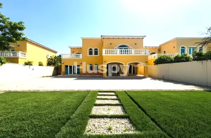 Villa - 5 Bedrooms - 6 Bathrooms for rent in Jumeirah Park Homes - Jumeirah Park - Dubai