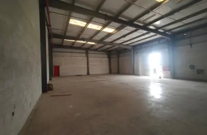 Warehouse - Studio - 1 Bathroom for rent in Al Sajaa Industrial - Al Sajaa - Sharjah