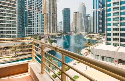 شقة - 2 غرف نوم - 4 حمامات للايجار في برج أيكون 1 - (JLT) مجمع M - أبراج بحيرة الجميرا - دبي
