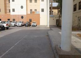 صورةمبنى خارجي لـ: سكن الموظفين - 1 حمام للكراء في المرحلة 1 - مجمع دبي للإستثمار - دبي, صورة 1