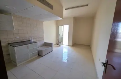 شقة - 1 حمام للايجار في فلل الروضة 2 - 2  الروضة - الروضة - عجمان