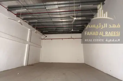 مستودع - استوديو - 1 حمام للايجار في الجرف الصناعية 2 - الجرف الصناعية - عجمان