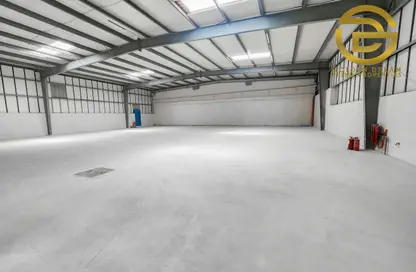 Warehouse - Studio - 3 Bathrooms for rent in Jebel Ali Freezone - Jebel Ali - Dubai