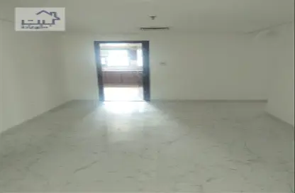 Empty Room image for: Apartment - 3 Bedrooms - 4 Bathrooms for rent in Al Rashidiya 2 - Al Rashidiya - Ajman, Image 1