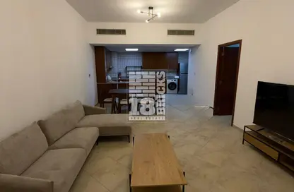 شقة - غرفة نوم - 2 حمامات للايجار في 2 ردهة وستن - ردهة وستن - مدينة السيارات - دبي