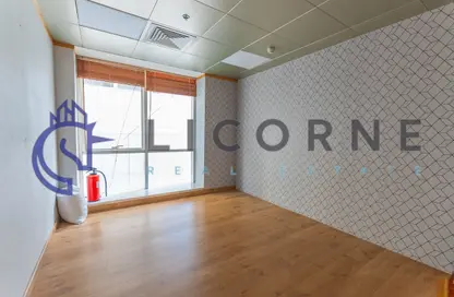 Office Space - Studio - 1 Bathroom for rent in Fairmont Hotel - Sheikh Zayed Road - Dubai