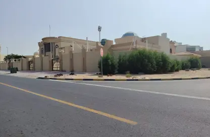 Villa - 4 Bedrooms - 5 Bathrooms for rent in Al Jurf - Ajman Downtown - Ajman Villa - 4 Bedrooms - 5 Bathrooms for rent in Al Jurf - Ajman Downtown - Ajman