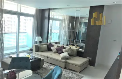 صورة لـ غرفة المعيشة شقة - 2 غرف نوم - 2 حمامات للايجار في برج أبر كريست - دبي وسط المدينة - دبي ، صورة رقم 1