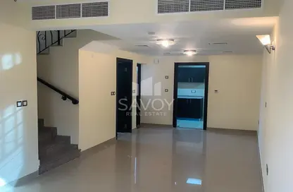 Townhouse - 2 Bedrooms - 3 Bathrooms for rent in Zone 7 - Hydra Village - Abu Dhabi