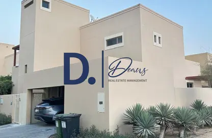 Villa - 3 Bedrooms - 5 Bathrooms for sale in Khalifa City - Abu Dhabi