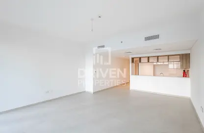 Apartment - 3 Bedrooms - 3 Bathrooms for sale in Downtown Views II Tower 2 - Downtown Views II - Zabeel 2 - Zabeel - Dubai