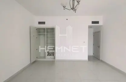 Apartment - 1 Bedroom - 2 Bathrooms for rent in Dilan Tower - Culture Village - Dubai