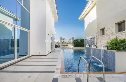 Villa - 4 Bedrooms - 6 Bathrooms for rent in Garden Homes Frond D - Garden Homes - Palm Jumeirah - Dubai