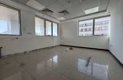 مكتب - استوديو - 1 حمام للايجار في المقاطعة المركزية - العين
