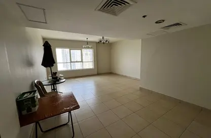 Apartment - 2 Bedrooms - 3 Bathrooms for rent in Al Khan Lagoon Tower - Al Khan Lagoon - Al Khan - Sharjah