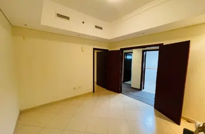 Apartment - 1 Bedroom - 2 Bathrooms for sale in Al Khan - Sharjah