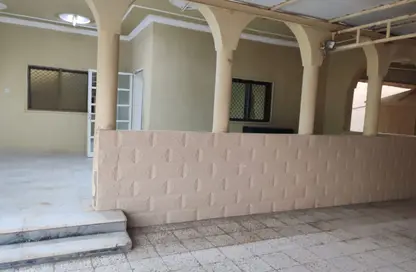 Villa - 3 Bedrooms - 3 Bathrooms for rent in Musheiref - Ajman