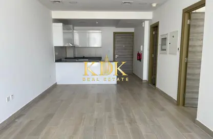 شقة - غرفة نوم - 2 حمامات للايجار في بلوم هايتس أ - بلوم هايتس - منطقة 15 - قرية جميرا الدائرية - دبي