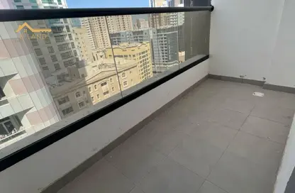 Apartment - 2 Bedrooms - 3 Bathrooms for rent in Al Khan Corniche - Al Khan - Sharjah Apartment - 2 Bedrooms - 3 Bathrooms for rent in Al Khan Corniche - Al Khan - Sharjah