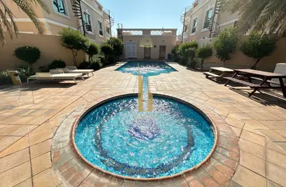 Villa - 4 Bedrooms - 4 Bathrooms for rent in Umm Suqeim 2 Villas - Umm Suqeim 2 - Umm Suqeim - Dubai