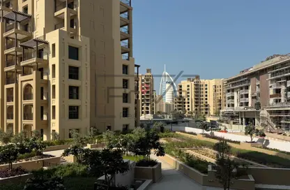 Apartment - 3 Bedrooms - 4 Bathrooms for sale in Al Jazi - Madinat Jumeirah Living - Umm Suqeim - Dubai