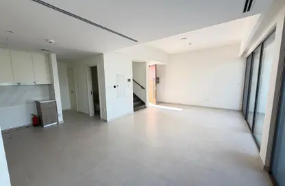 Townhouse - 4 Bedrooms - 1 Bathroom for rent in Silver Springs - DAMAC Hills - Dubai Townhouse - 4 Bedrooms - 1 Bathroom for rent in Silver Springs - DAMAC Hills - Dubai