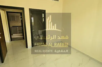 Office Space - Studio - 3 Bathrooms for rent in Al Jurf Industrial 3 - Al Jurf Industrial - Ajman