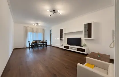 Apartment - 1 Bedroom - 2 Bathrooms for rent in Green Lakes Towers - JLT Cluster S - Jumeirah Lake Towers - Dubai